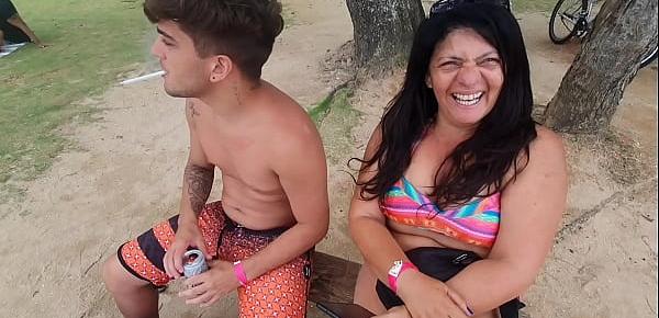  Uma gostosa praia com os atores antes das gravações . Paty bumbum - Pitbull Porn - Flakael - Taissa Winkler